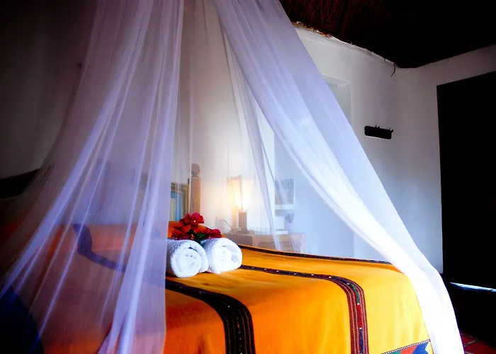 Hotel Piedra Escondida 3*