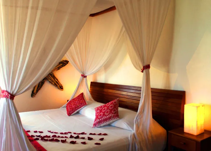 Hotel Piedra Escondida 3*
