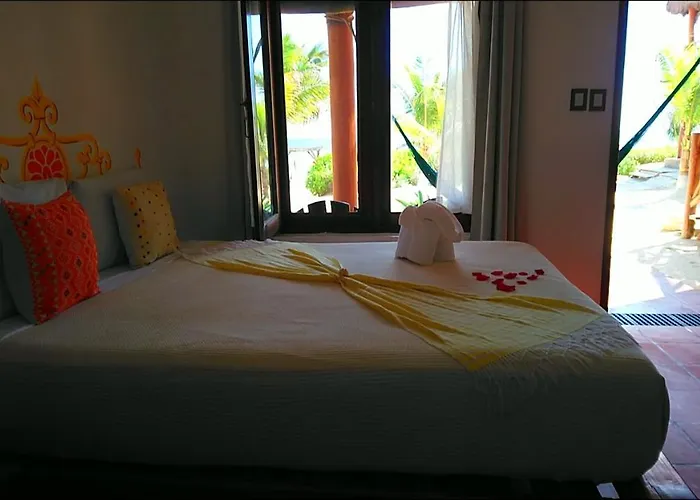 Hotel Piedra Escondida 3*